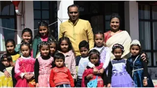 एसएसपी डॉ. मंजूनाथ टी.सी. ने नवरात्रि पर सपरिवार किया कन्या पूजन, माँ दुर्गा से माँगी सुख-समृद्धि