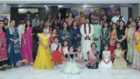 हरिद्वार में ‘झनकार रासरंग’ गरबा-डांडिया महोत्सव की धूम, पारंपरिक नृत्य-संगीत से गुंजायमान हुआ शहर