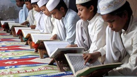 उत्तराखंड के मदरसों में अब रविवार को होगी छुट्टी, धामी सरकार का बड़ा फैसला