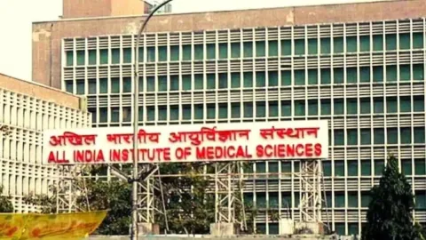 दिल्ली एम्स में उत्तराखंड के मरीजों के लिए ‘दगुड़ू सेवा’ शुरू, जानें कैसे मिलेगी 24×7 मदद