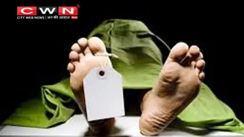 पौड़ी गढ़वाल में दर्दनाक सड़क हादसा: खाई में गिरी ईको वैन, एक की मौत और दो घायल