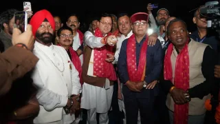 देहरादून दशहरा महोत्सव में पहुंचे CM पुष्कर सिंह धामी, बोले- रामराज्य की मूल भावना न्याय और सुशासन